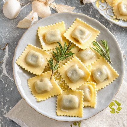 Schafkäse-Rosmarin-Ravioli
